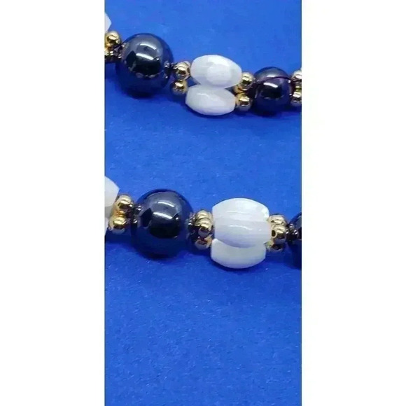 Hematite & Mother Of Pearl Necklace Bracelet Set Gold Bead Cluster Accents - Picture 2 of 9